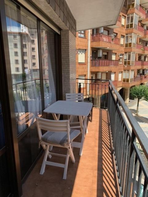 Apartamento Con Garaje Opcional Con 2 Banos Cerca Ayuntamiento Bilbau Exterior foto
